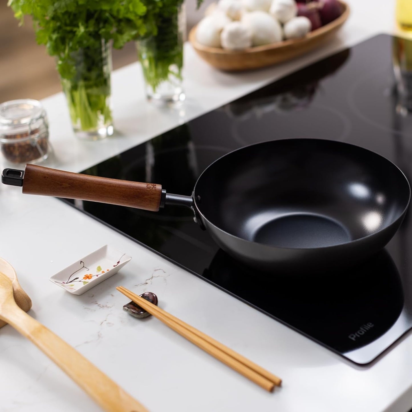 JOYCE CHEN Classic Series 9.5-Inch Ceramic Nonstick Carbon Steel Stir Fry Pan